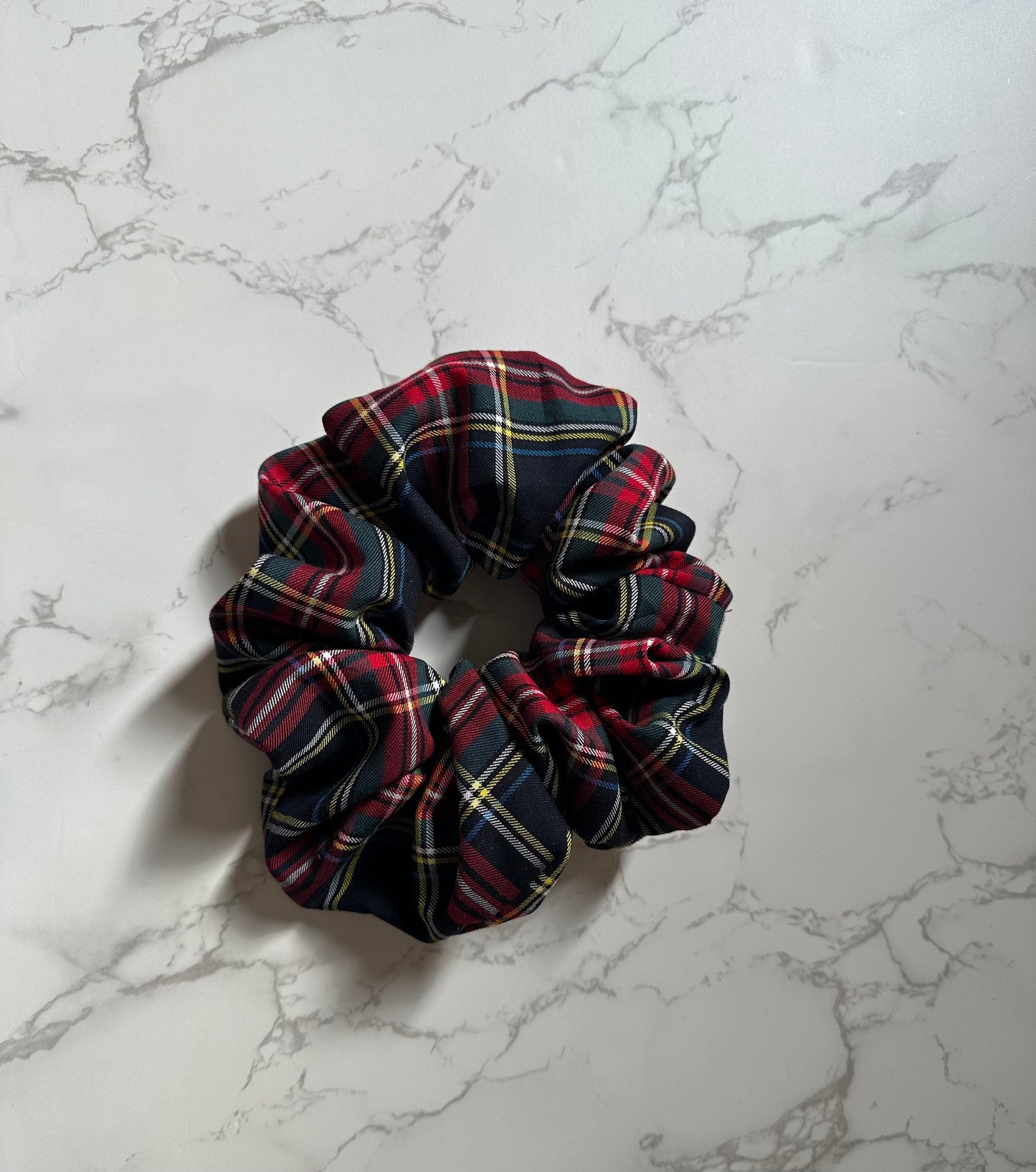 Set of 6 Plaid Scrunchies