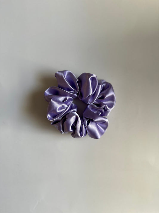 Faye Light Purple Luxe Satin Silk Scrunchie