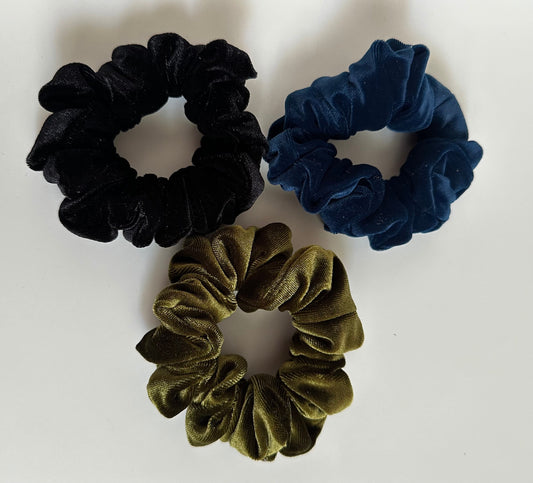 Velvet Scrunchie Set/Free Gift/Neutral Colors/VSCO/Hair Ties/Thick Hair Accessories/Bun Holder/Velour/Oversized/Soft/Black Owned/Strong Grip